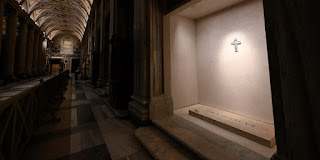 Photo of Unas 20.000 personas han pasado por Santa María la Mayor para ver la tumba de Francisco